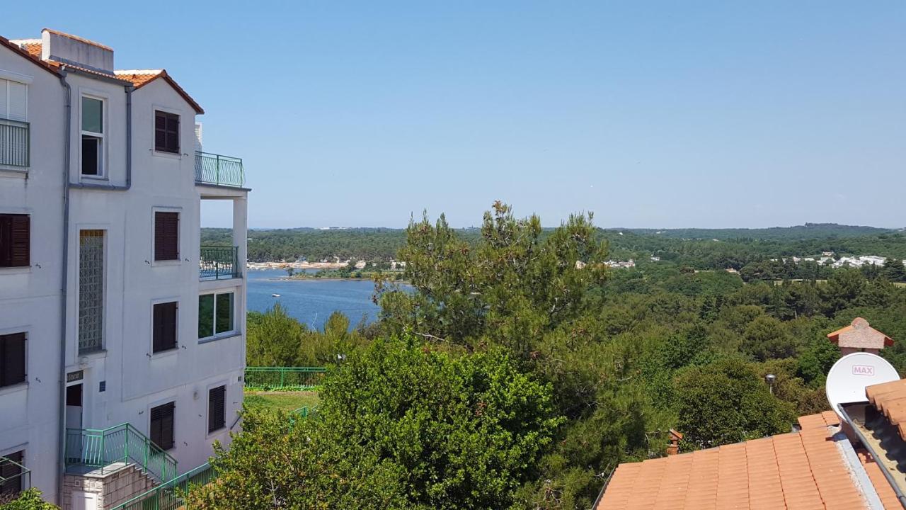 Ferienhaus Bozena Appartment 6 Vrsar Bagian luar foto