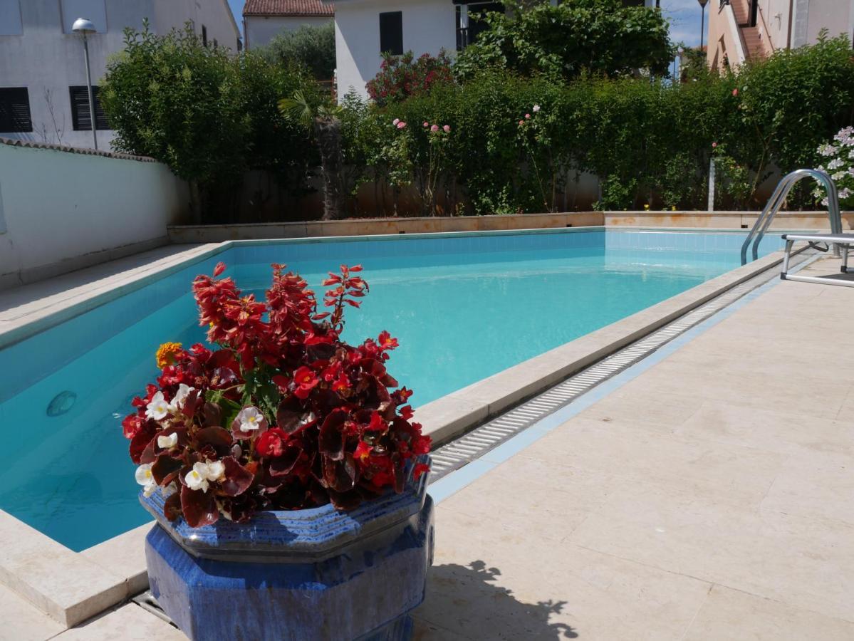Ferienhaus Bozena Appartment 6 Vrsar Bagian luar foto