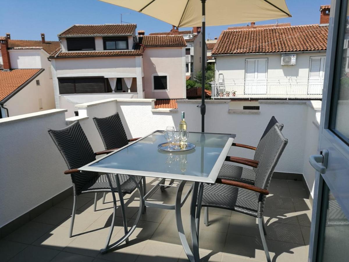 Ferienhaus Bozena Appartment 6 Vrsar Bagian luar foto