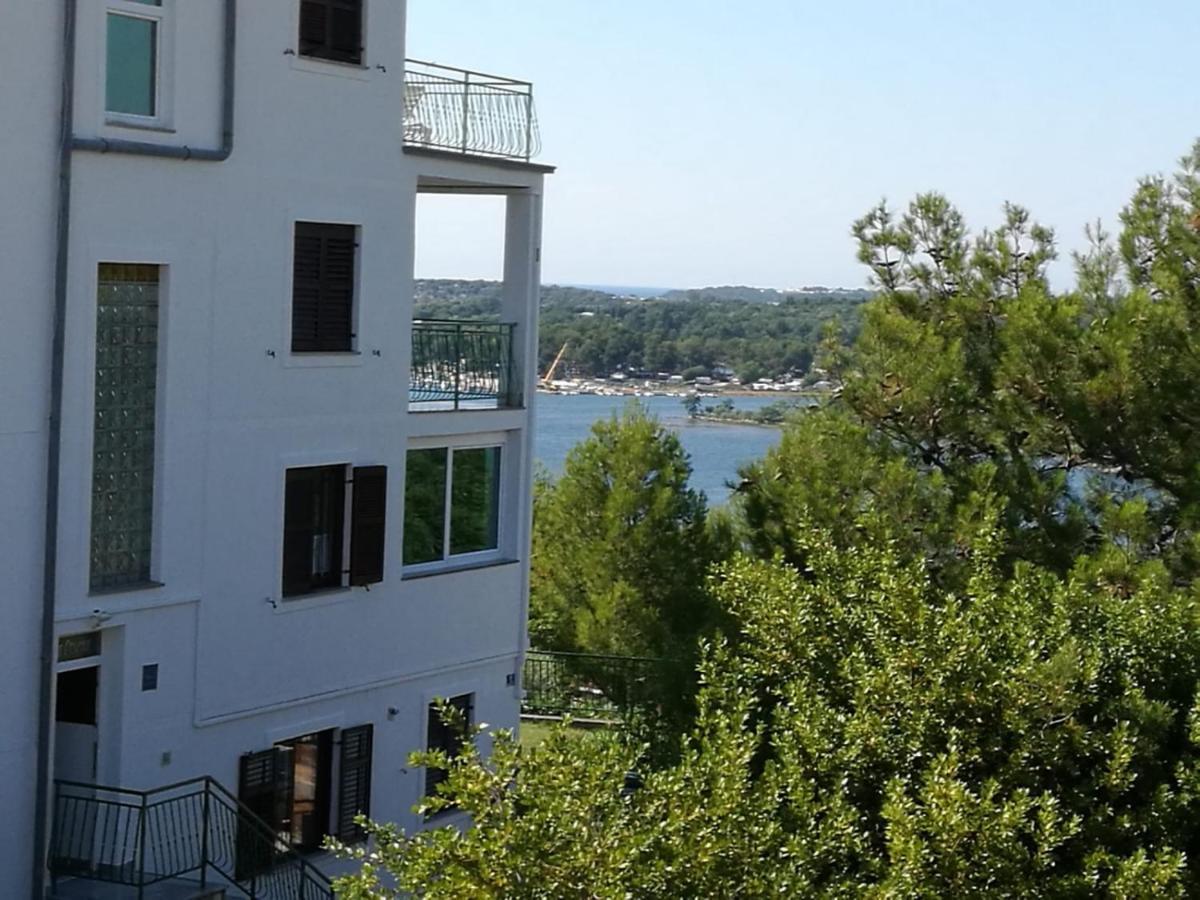 Ferienhaus Bozena Appartment 6 Vrsar Bagian luar foto