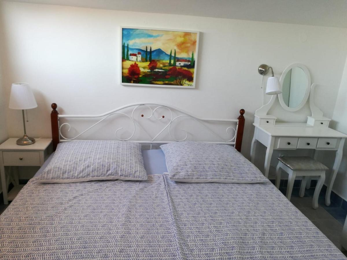 Ferienhaus Bozena Appartment 6 Vrsar Bagian luar foto