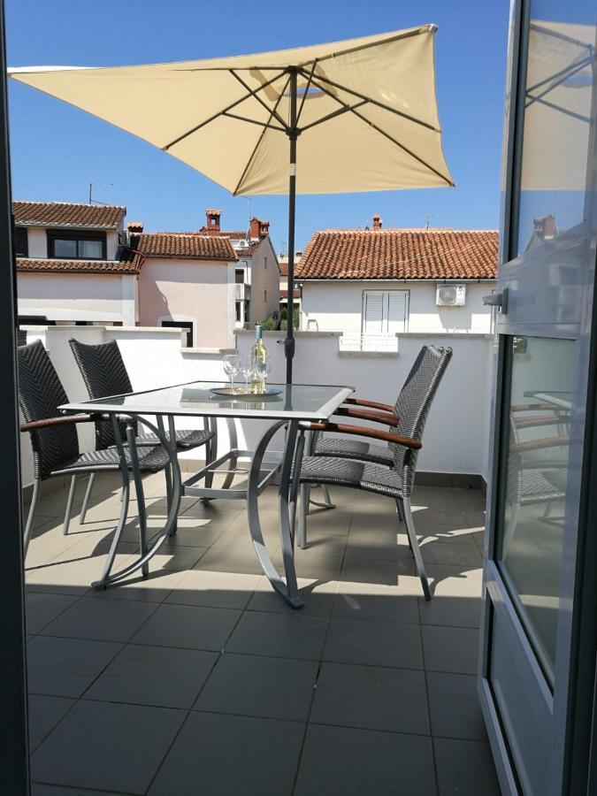 Ferienhaus Bozena Appartment 6 Vrsar Bagian luar foto